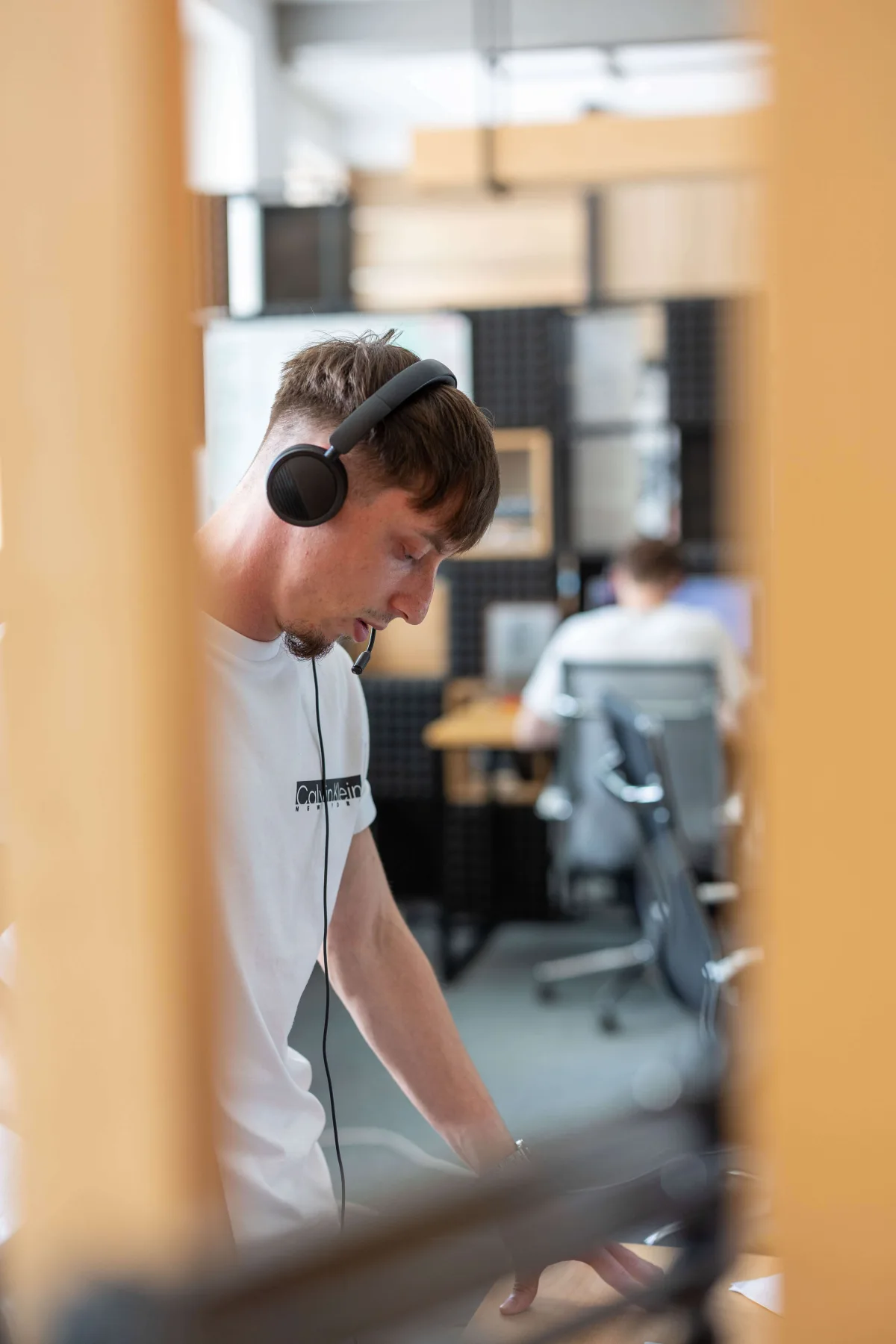 Надія — Sales Manager V12 Coffee