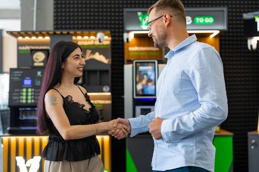 Инна из Харькова - успешная партнерка V12 Coffee